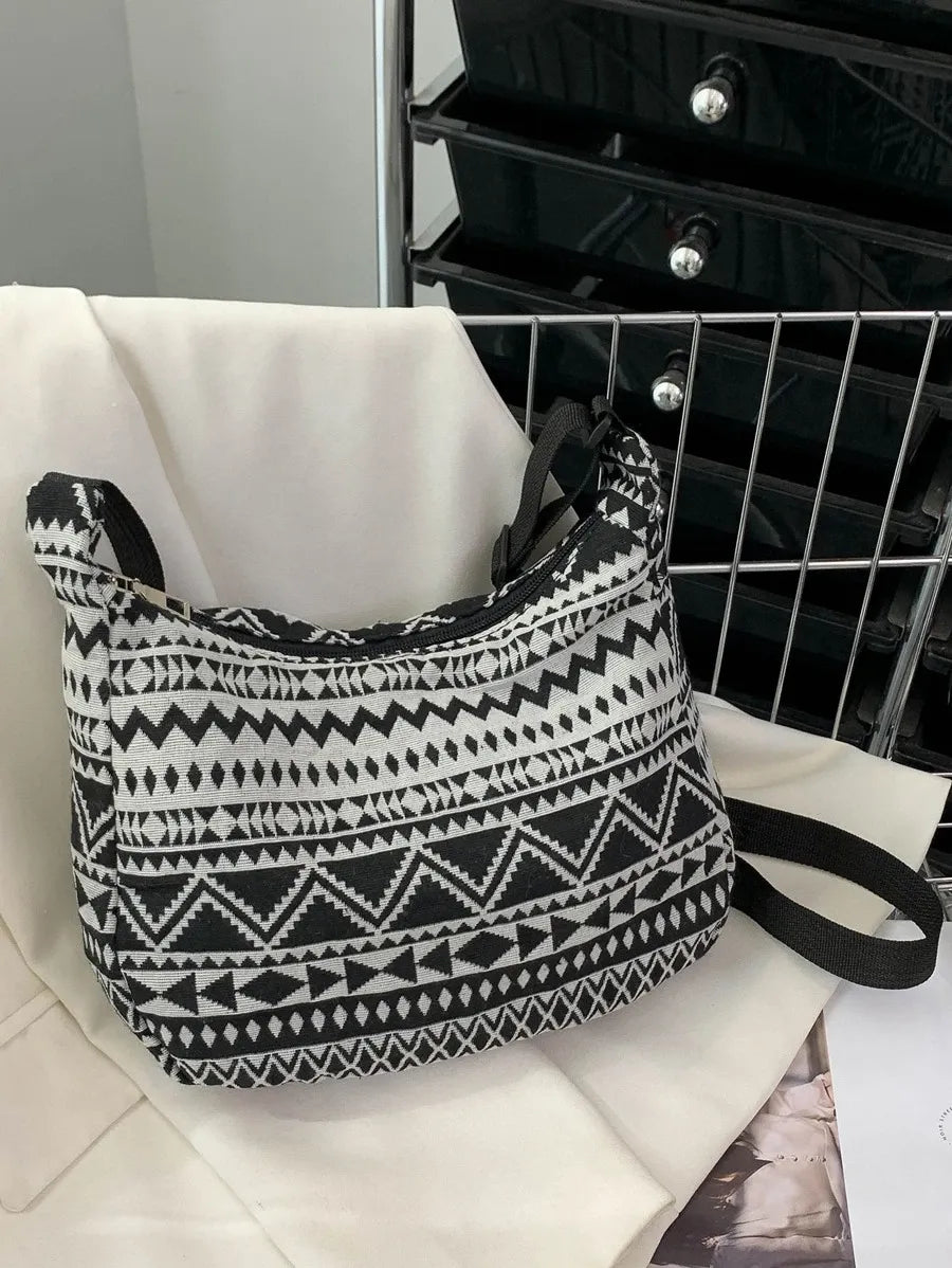 Geometrische Schwarz-Weiß Tasche – Berlin Edition