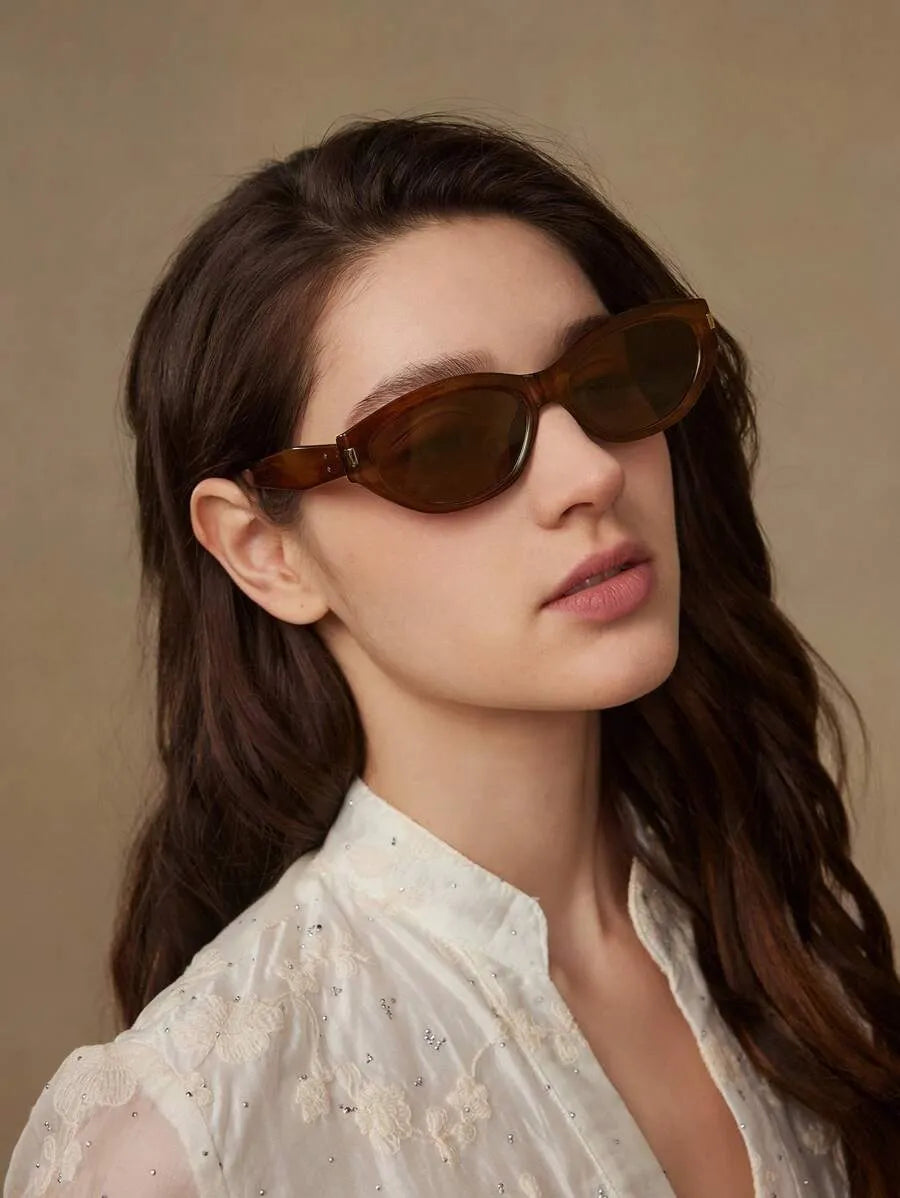 The Vision Edit: Textured Eyewear

Die Vision Edit: Strukturierte Brillen