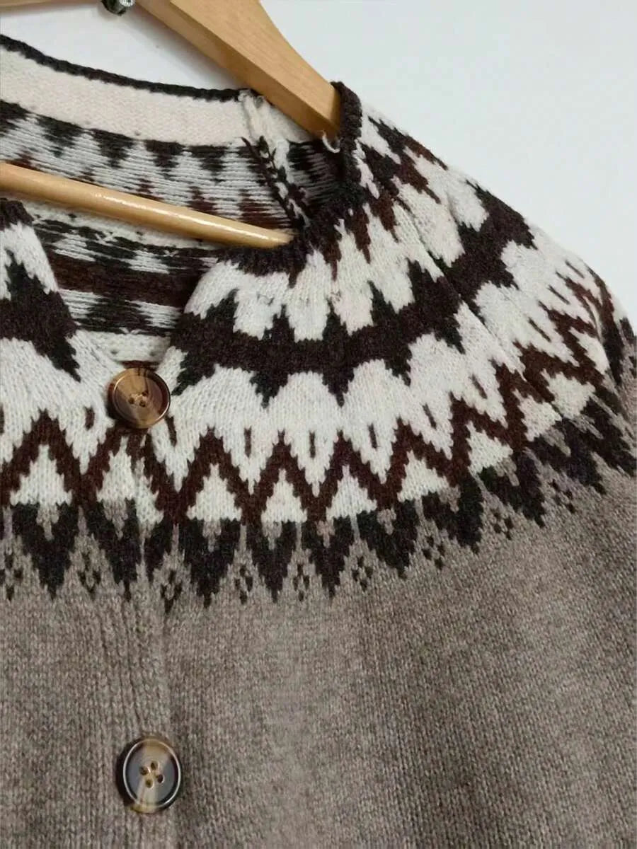 Sandfarbene Vintage Strickjacke